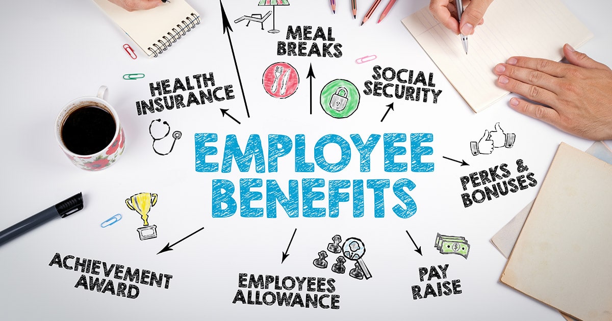 5 Reasons You Should Consider Working in a Bank - Employee benefits